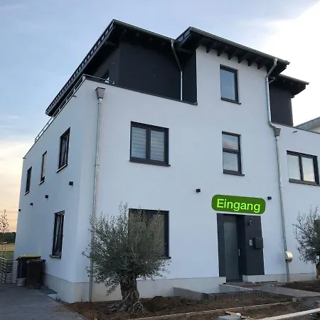 Neubau Penthouse - Mit Schoener Aussicht - 15min Von Koeln * Pulheim