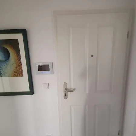 Neubau Penthouse - Mit Schoener Aussicht - 15min Von Koeln Pulheim
