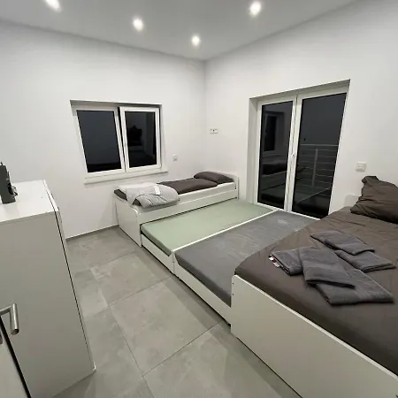 Apartmán Neubau Penthouse - Mit Schoener Aussicht - 15min Von Koeln
