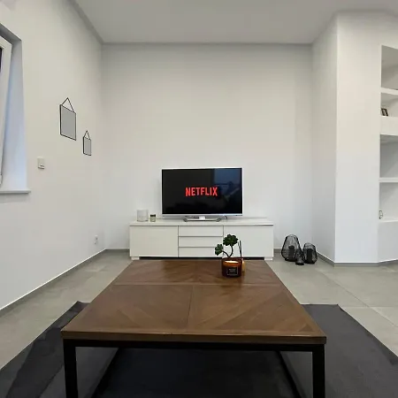 Apartment Neubau Penthouse - Mit Schoener Aussicht - 15min Von Koeln Pulheim