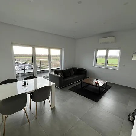Neubau Penthouse - Mit Schoener Aussicht - 15min Von Koeln Pulheim