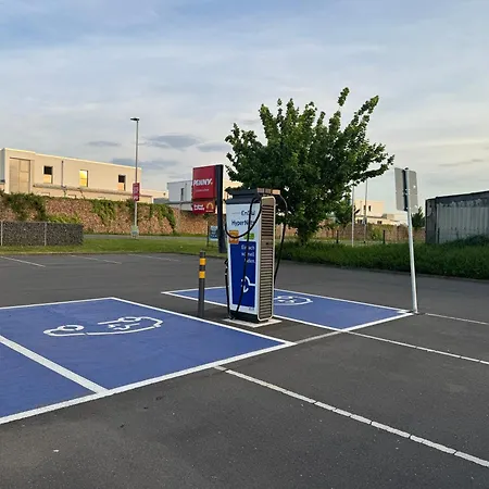 Apartment Neubau Penthouse - Mit Schöner Aussicht - 15min Von Köln *