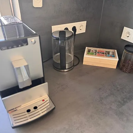 Neubau Penthouse - Mit Schoener Aussicht - 15min Von Koeln Apartment