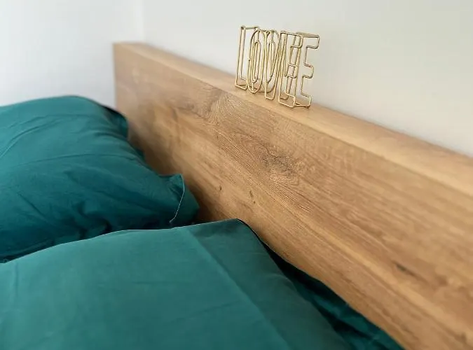 Neubau Penthouse - Mit Schoener Aussicht - 15min Von Koeln * Pulheim