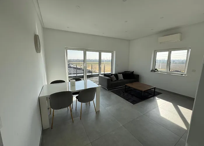 Appartamento Neubau Penthouse - Mit Schoener Aussicht - 15min Von Koeln