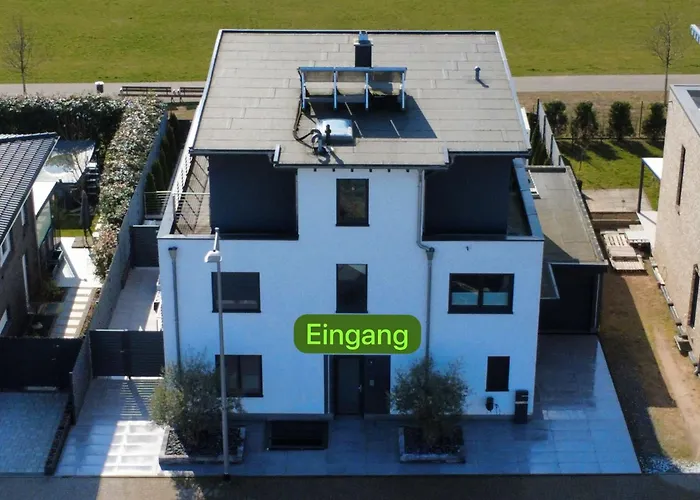 Neubau Penthouse - Mit Schoener Aussicht - 15min Von Koeln * 普尔海姆