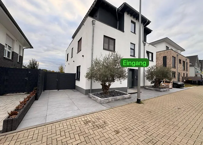 Neubau Penthouse - Mit Schoener Aussicht - 15min Von Koeln 普尔海姆